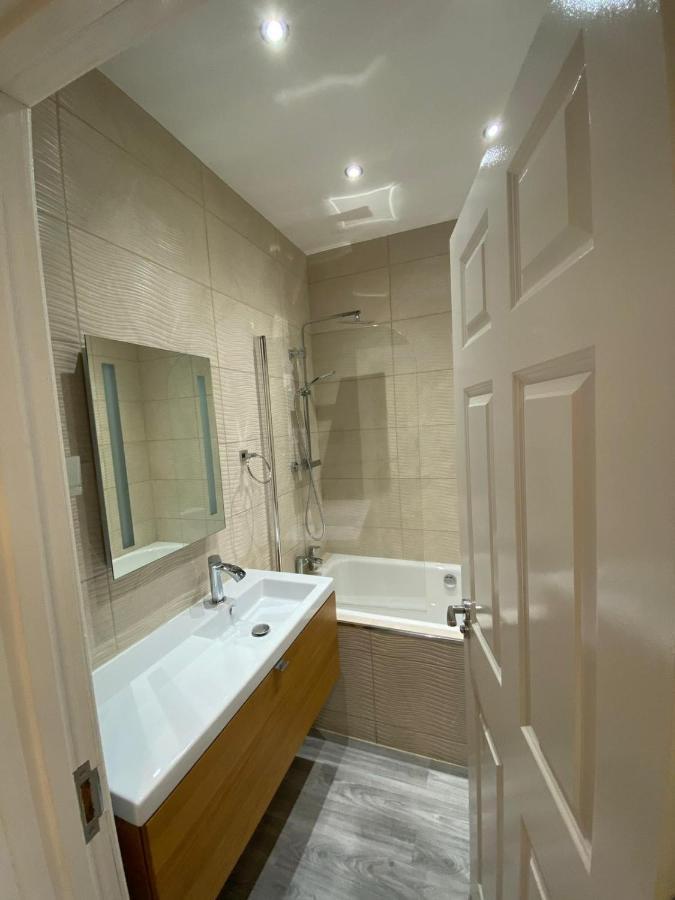 Penthouse Apt8 Apartment Wolverhampton Exterior foto