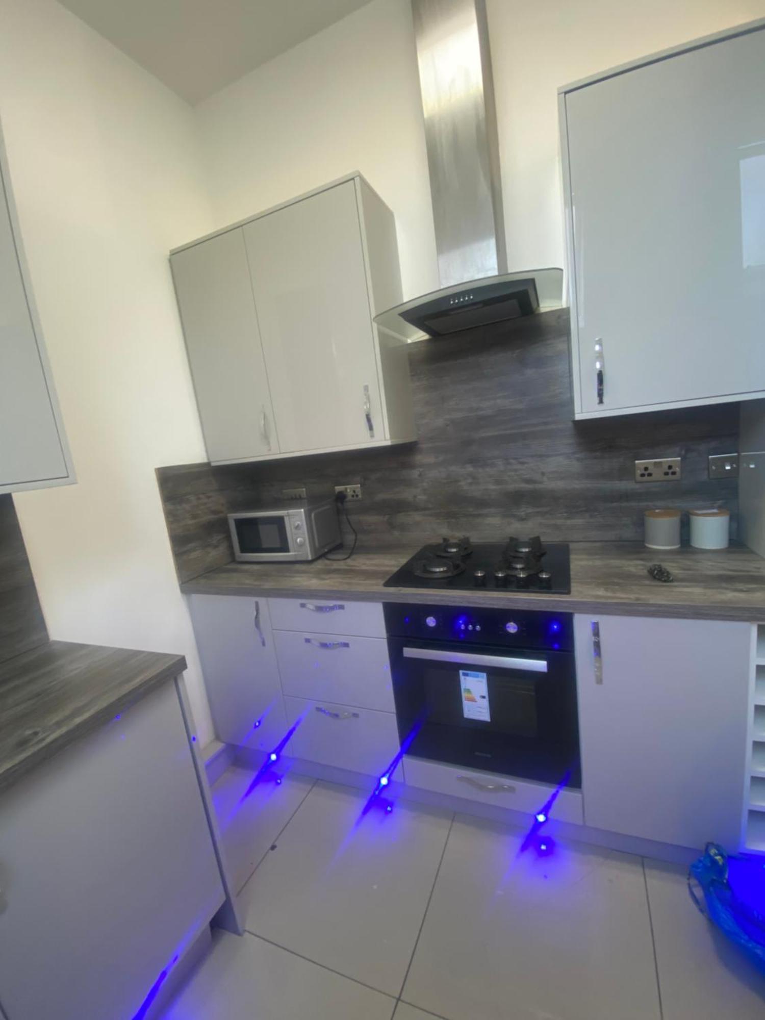 Penthouse Apt8 Apartment Wolverhampton Exterior foto
